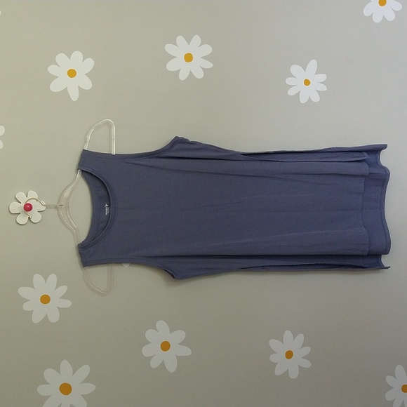 Old Navy Sleeveless UtraLite Hi-Lo Tunic T-Shirt In Blue Dusk - Picture 4 of 10